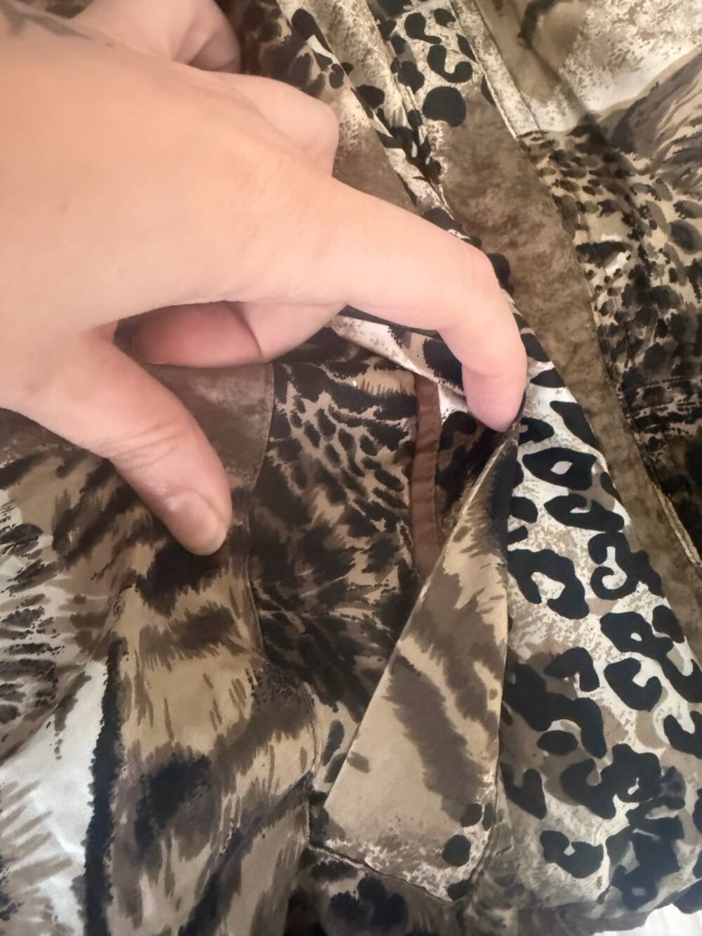 Vintage FU DA International Silk Animal Print Bomber Jacket L - Picture 7 of 11